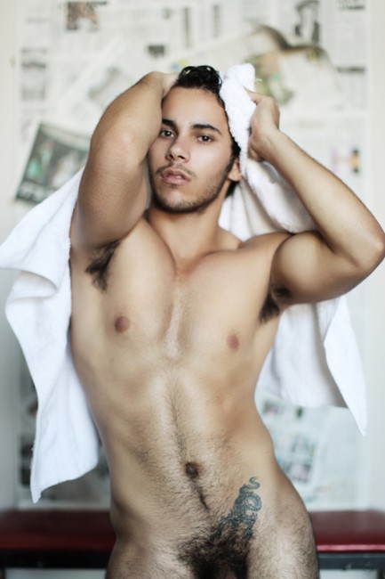 Carlos-Villar-Hot-Sexy-Latino-013-433x650