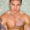 FETICHES: HOMBRES TATUADOS