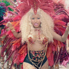 Nicki Minaj se supera a sí misma en el vídeo de ‘Pound The Alarm’