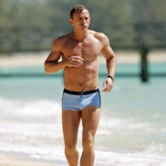 55.000 euros por el bañador sin lavar de Daniel Craig