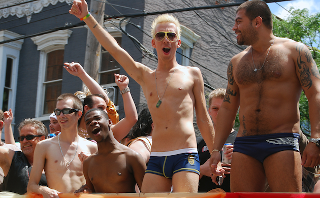 Cinco mitos sobre los gays que nos aburren