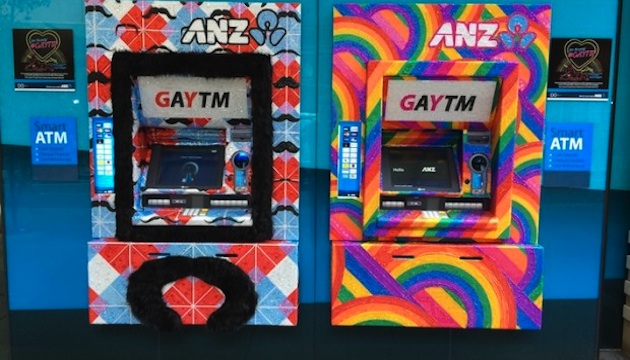 Cajeros gays en Australia: lo último en tecnología