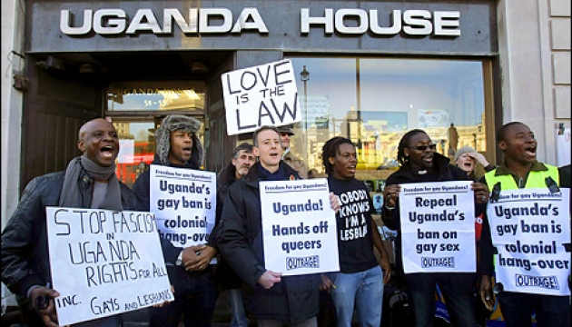 El Banco Mundial suspende un prestamo millonario a Uganda tras su ley antigay