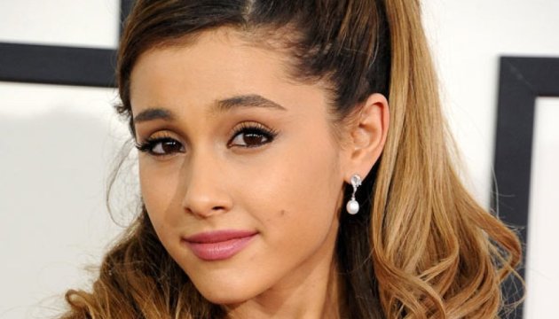 Les Presentamos A Ariana Grande, La Nueva Princesa Del Pop