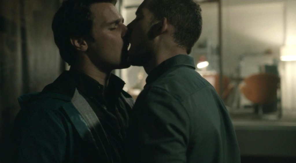 russell tovey jonathan groff gay kiss looking