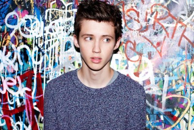 040116 EL PRIMER BESO GAY EN PANTALLA DE TROYE SIVAN.FOTO 1