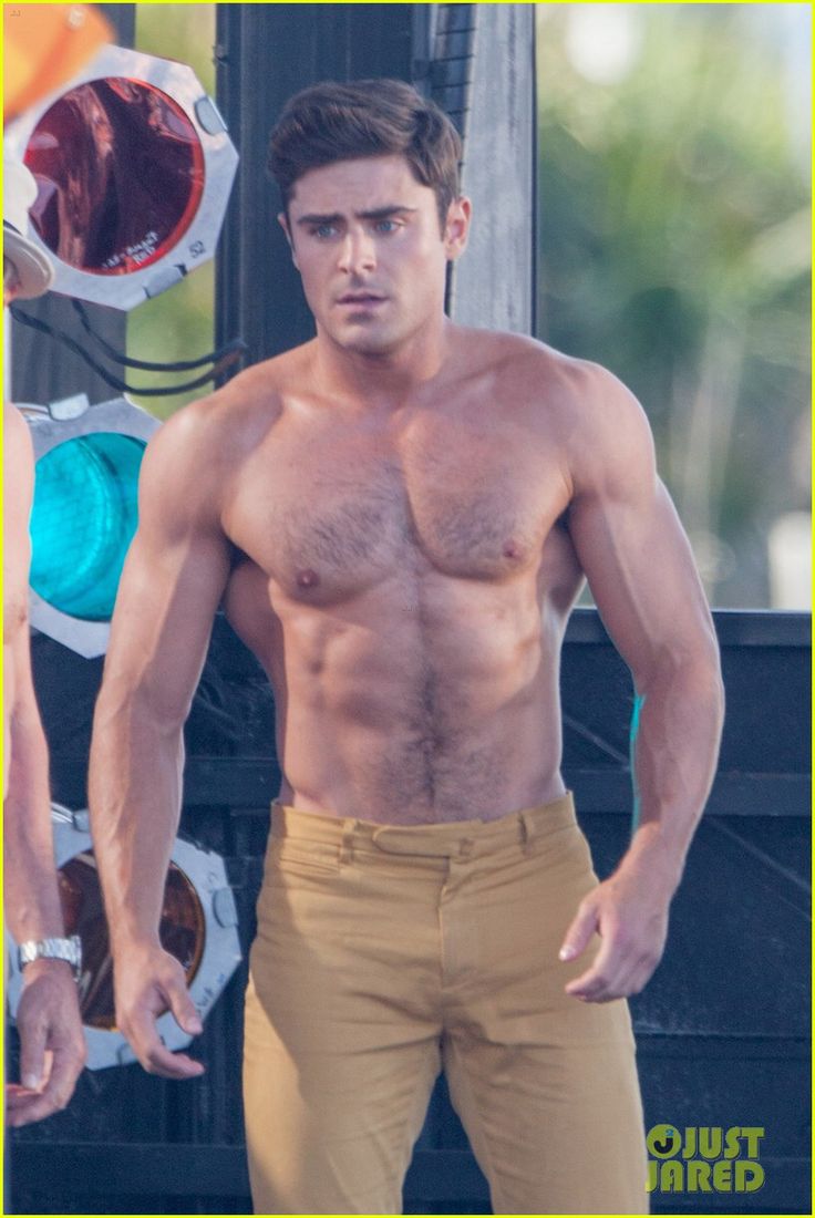 02292016 ¿QUIERES SABER CÓMO ES EL PENE DE ZAC EFRON_ FOTO 1