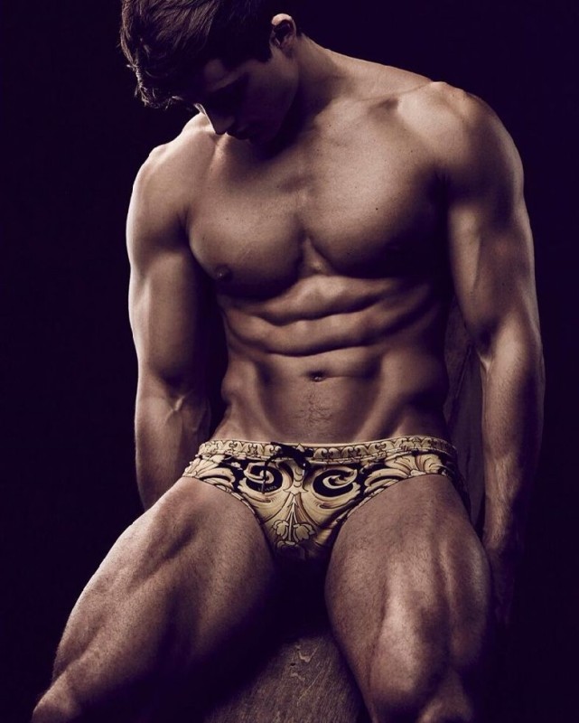 Pietro-Boselli-Male-Obsession-Burbujas-De-Deseo-031-641x800