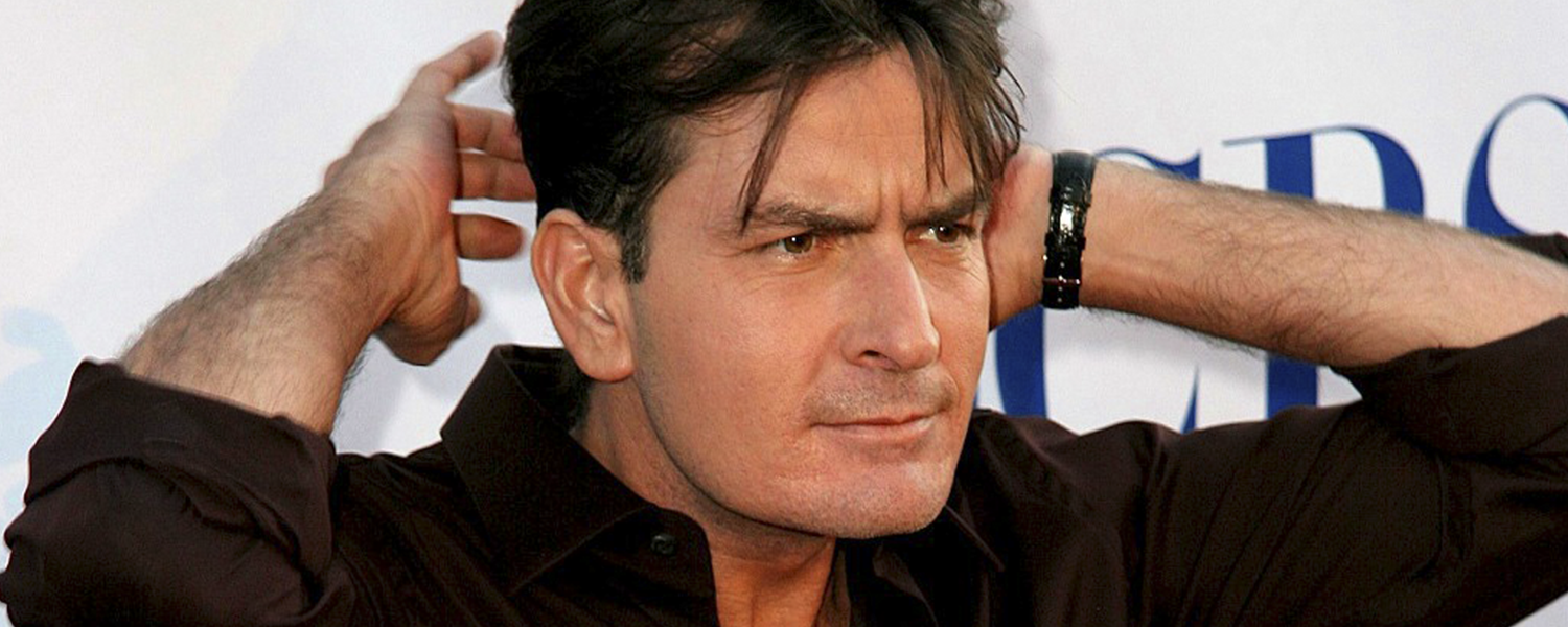 Demandado Charlie Sheen por supuesto contagio de VIH a amante gay